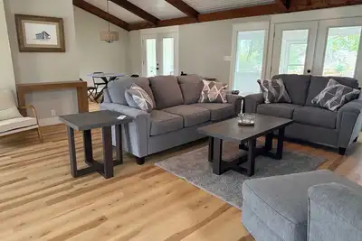 Image de 3 bed/2 bath home minutes from I-75 and Wild Adventures; WiFi, laundry, kitchen