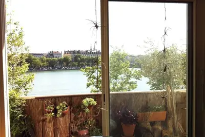 Image de Appartement idéalement situé avec vue magnifique