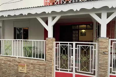 Homerez - Appart. Petit-Canal avec Terrasse