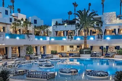 Image de 52nd Floor Penthouse Strip Views, Balcony 52320