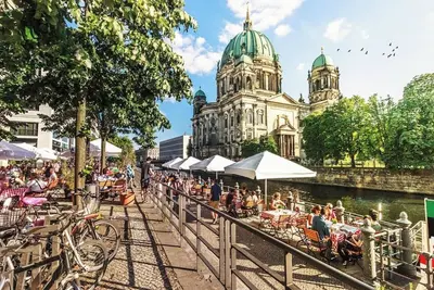 Image de Luxurious Stay in Central Berlin – Perfect for Groups & Families