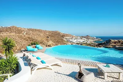 Homerez - Villa de luxe avec piscine à Platis Gialos