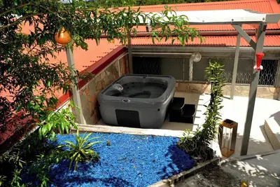 Image de Homerez - Maison charmante avec jacuzzi à Rivière-Salée