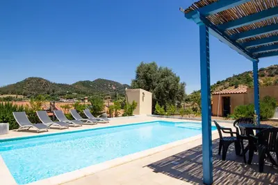 Image de Is Carcuris basement by All4sardinia