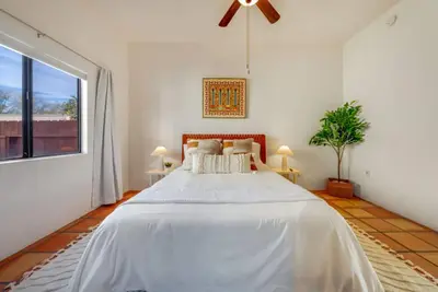 Image de House & Casita / Large Group or Family / Sleeps 6+