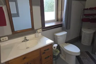 Image de Ke/Gh Spacious 5-bedroom Dual apartment on the Trail w/WiFi, Ac