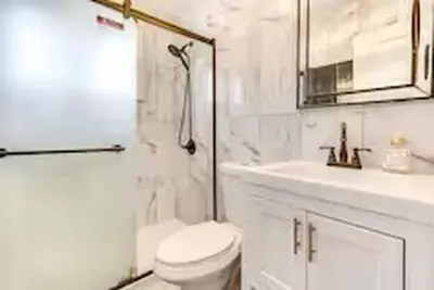 Image de 3-bedroom house in welcoming Columbus with WiFi, Ac