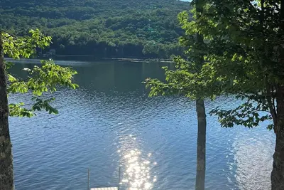 Image de Peaceful 4-bedroom on Stinson Lake