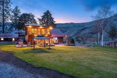 Image de Luxury Methow River Retreat