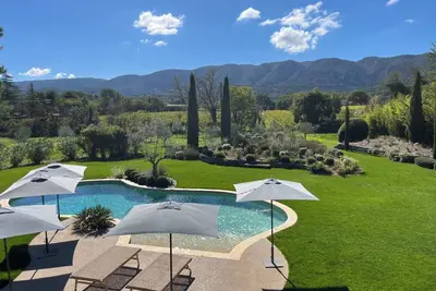 Image de Maison Astrée - Bastide provençale rénovée, 7 suites, proche du village