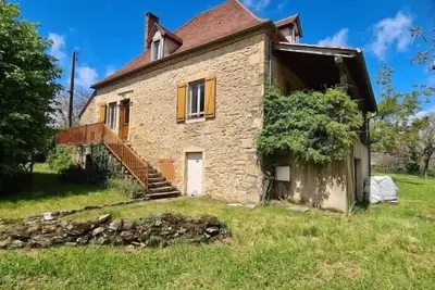 Image de Sous les noyers, Autoire. Spacieux et deconnecté