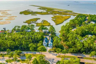 Image de Charming 3br/2b Coastal Cottage - Quiet Getaway on Dauphin Island