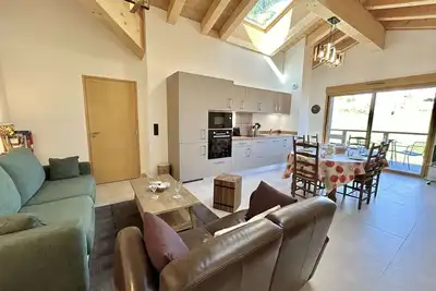 Image de Appartement 3 Pièces, 4-6 Couchages, Vue Montagne, Parking Privé