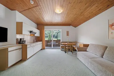 Image de Appartement 'Rosalie 11' avec vue sur les montagnes, piscine partagée et Wi-Fi