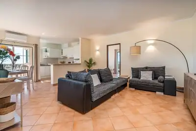 Image de T2 Plaza Resort Condominium avec Piscine