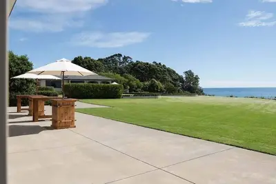 Image de Bungalow Coastal Retreat with Sea Views