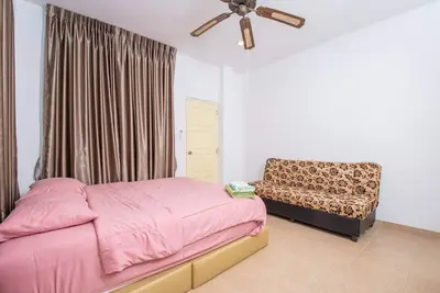 Image de Villa avec piscine pour familles et fêtes