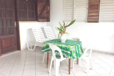 Image de Homerez - Appartement spacieux à Petit Canal - 65 m² - Vue sur jardin