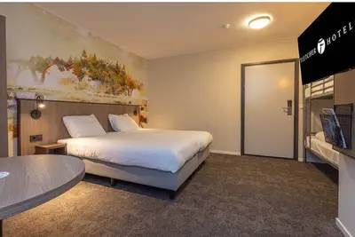 Image de Peaceful Hotel Room in the Woods | Explore Dutch Nature at Your Door