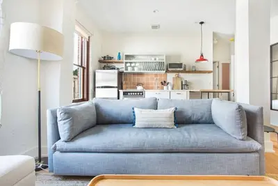 Image de Annabelle 2c - Be Near Everything, No Car Needed