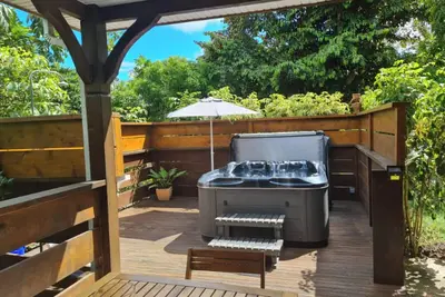 Image de Homerez - Bungalow charmant à Le Moule avec piscine et jardin