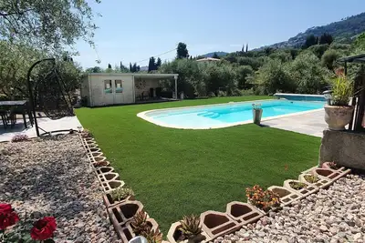 Image de La Bastide Centifolia - Roses de Provence