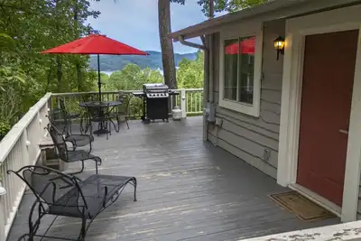 Image de Lake View Escape– Mountain Cottage with Lake Burton Views