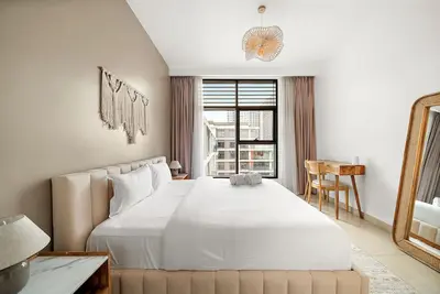 Image de First Class | 2br | Timeless Vibes | Pool View