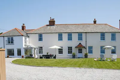 Image de Porthcothan House, pet friendly, with open fire in Porthcothan