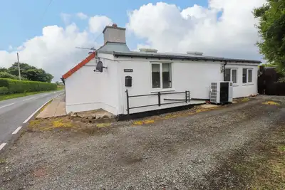 Image de 2 Llainwen, pet friendly, with hot tub in Rhosneigr