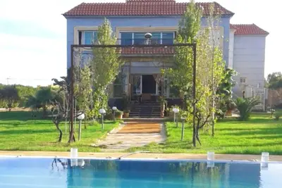 Image de Homerez - Villa élégante à Laghnimyene avec piscine privée