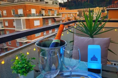 Image de Spacious 110㎡ Apartment •  Vatican Garden View - 8 min walk to the Vatican City
