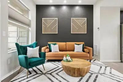 Image de Central Park 2br–Minutes to Dia & Rtd-Summer Open