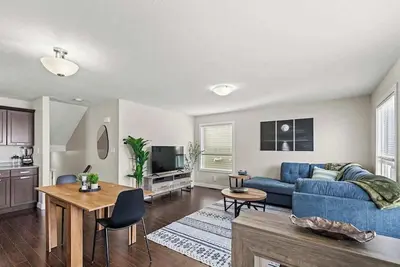 Image de Bright & Airy Suite | Free Wifi |Smart Tv & More