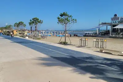 Image de Chic 1-bedroom apartment with WiFi, Ac in beautiful Durrës near the sea