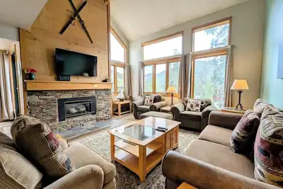 Image de Keystone Escape | Fireplace, Pool, Shuttle