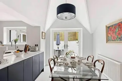 Image de Résidence-Vue sur Jardin-Salle de bain privée-Famille