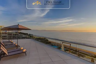 Image de Oceanview condo w/ pool & backyard