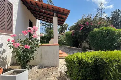 Image de The Sweet Villa - A charming place of Mediterranean quiet.