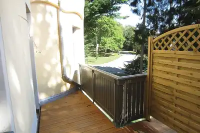 Image de Retreat in the castle. . . with park, tower room, magnificent balcony overlooking the park; barrier-free