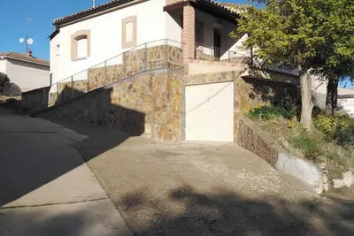 Image de Homerez - Maison chaleureuse à Geria avec terrasse