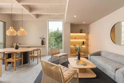 Image de |Ep|  Modernist Apt w/Balcony, Desk, Prime spot