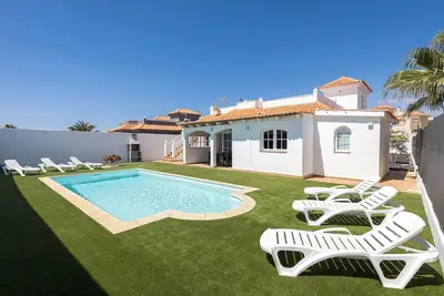 Image de Home2Book Luxury Villa Escape, Private Pool & Bbq