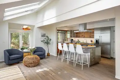 Image de Spacious Gem with Game Room & Outdoor Oasis