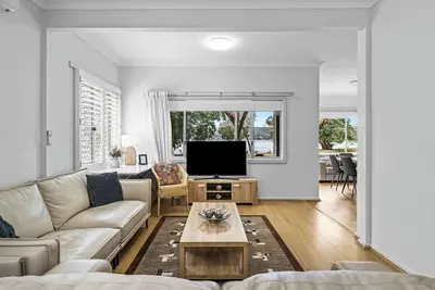 Image de Ondina Cottage Serene Waterfront Haven with Jetty