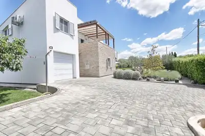 Image de Holiday Home Srećko - Three Bedroom Holiday Home With Pool