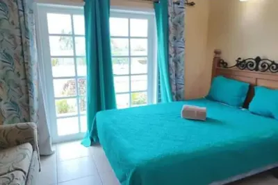 Image de Estate House