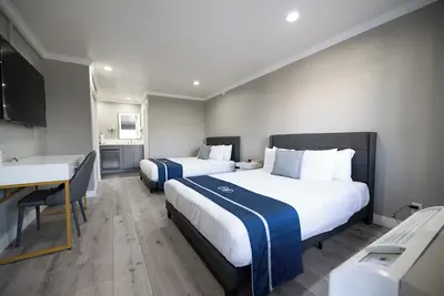 Image de Sgv+Dtla Omeo Suites Quadruple Room