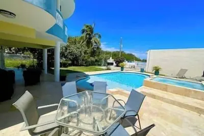 Image de Villa del Mar -Pool/Hot tub -sleeps10. Steps from  Kite boarding Beach