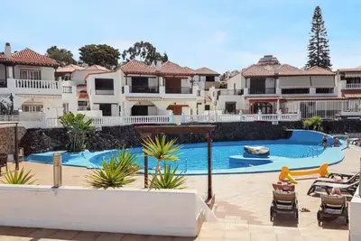 Image de Homerez - Appt. à Arona, piscine incluse